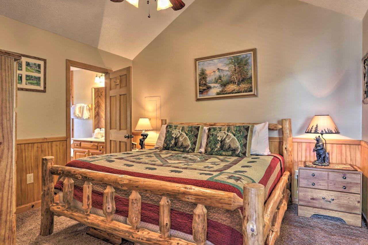 Smoky Mountain Retreat With Hot Tub, Arcade Games Villa Pigeon Forge Exteriör bild